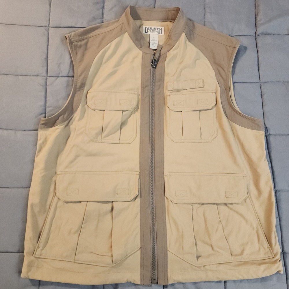 E52 Duluth Trading Co Mens Large Tan Nylon Utility Fishing Cargo Vest Full Zip L